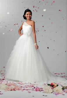Wedding Dress Model